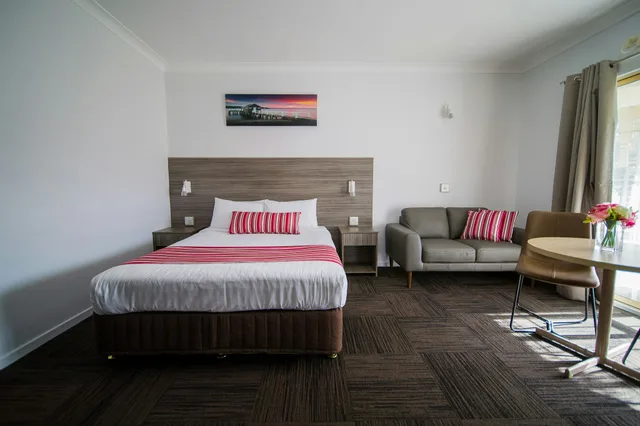 غرفة ديلوكس بسرير كوين، Hamiltons Townhouse Motel 1/10