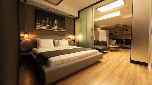 جناح جونيور بسريرين كوين بغرفتي نوم مع أريكة، Mas Suites Nisantasi 2/5