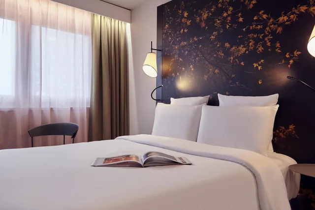 غرفة بريفيليج بسرير كوين، Mercure Paris La Defense 1/8