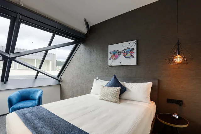 غرفة بزنس بسرير كوين، The Viv Hotel Wellington 7/10