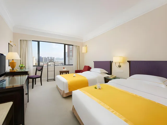 غرفة سوبيريور بسريرين منفصلين، Golden Gulf Hotel Shantou 1/1