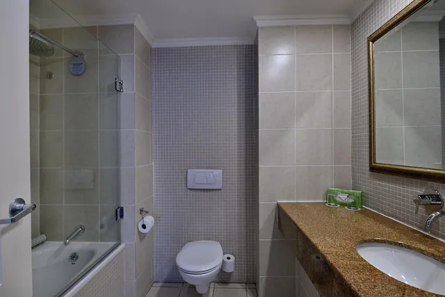 2 Bedrooms, Standard, Queen Bed, Xxxl، Courtyard Hotel Rosebank 2/2