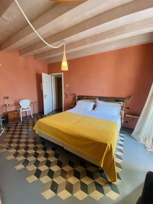 غرفة سوبيريور بسرير مزدوج بإطلالة على البحيرة بشرفة، Hotel Remàt 1/2