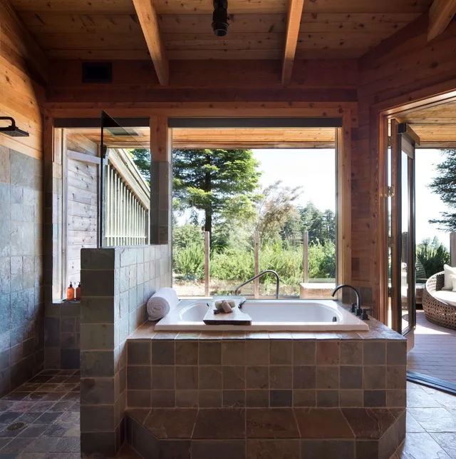جناح بسرير كينج بإطلالة بجاكوزي بحوض استحمام، Ventana Big Sur, An Alila Resort 3/4
