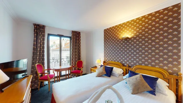 غرفة سوبيريور بسريرين منفصلين بإطلالة على المدينة، Sun Riviera Hotel 3/6