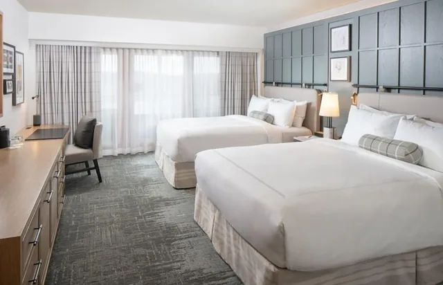 Deluxe, 2 Queen Beds, Grand Geneva Resort & Spa 1/7