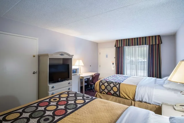 غرفة ديلوكس بسريرين كوين، Motel6 London, KY 1/9