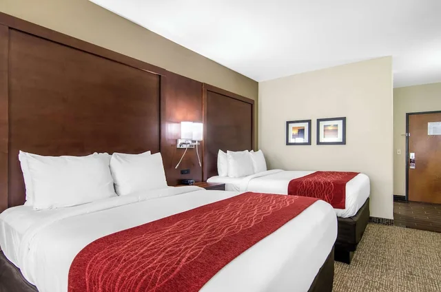 غرفة بسريرين كوين لذوي الإعاقة، Comfort Inn & Suites Shawnee - Kansas City 1/2