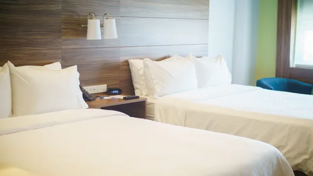 غرفة قياسية بسريرين كوين، Holiday Inn Express And Suites Ensenada Centro 2/3