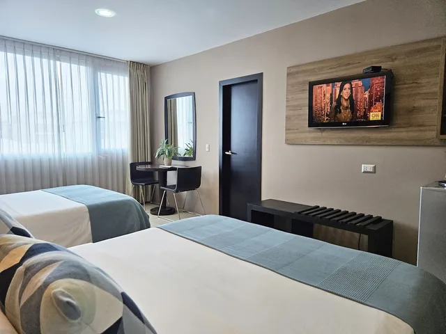 غرفة بسريرين كوين بإطلالة على المدينة، Hotel Perla Spondylus 4/7