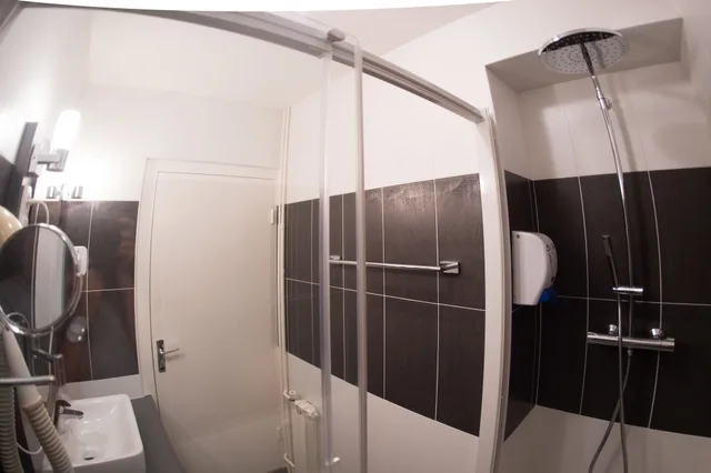 غرفة سوبيريور بسرير كوين، Hotel the Originals Roscoff Armen Le Triton 10/10