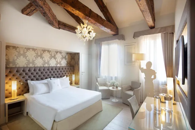 جناح جونيور بشرفة بإطلالة، Palazzo Barocci Venezia 3/10