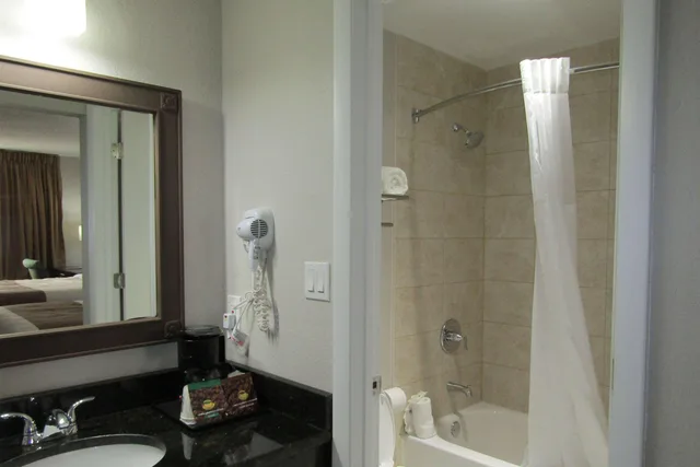 جناح بسرير كينج، Quality Inn & Suites Kissimmee near Main Gate 3/3