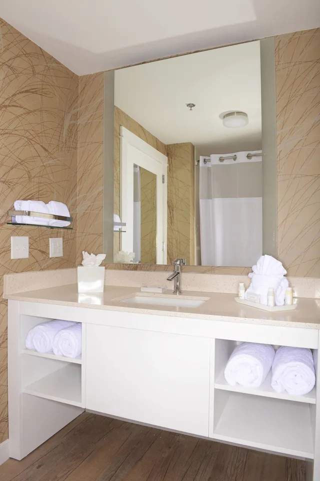 جناح استوديو بسريرين كوين بشرفة مع أريكة، Bethany Beach Ocean Suites Residence Inn 5/6