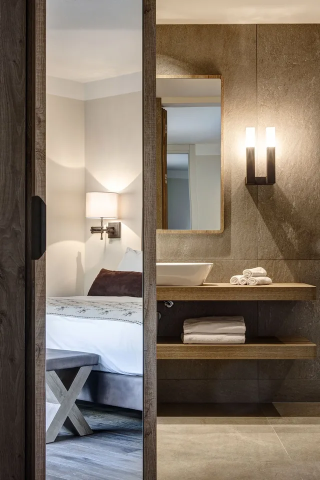 غرفة سوبيريور بسرير مزدوج بشرفة، Grand Hotel Courmayeur Mont Blanc 7/7