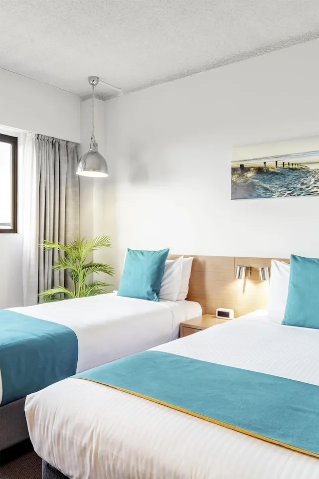 غرفة قياسية بشرفة، METRO HOTEL MIRANDA 5/10