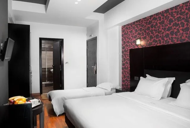 غرفة ثلاثية بثلاثة أسرّة، Areos Hotel 1/10