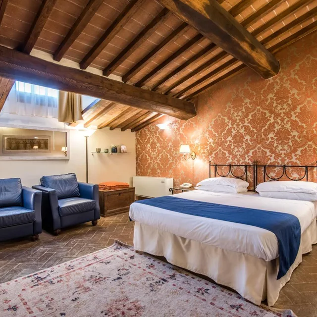 غرفة بسرير مزدوج أو سريرين منفصلين بإطلالة على المدينة، Palazzo Squarcialupi 4/10