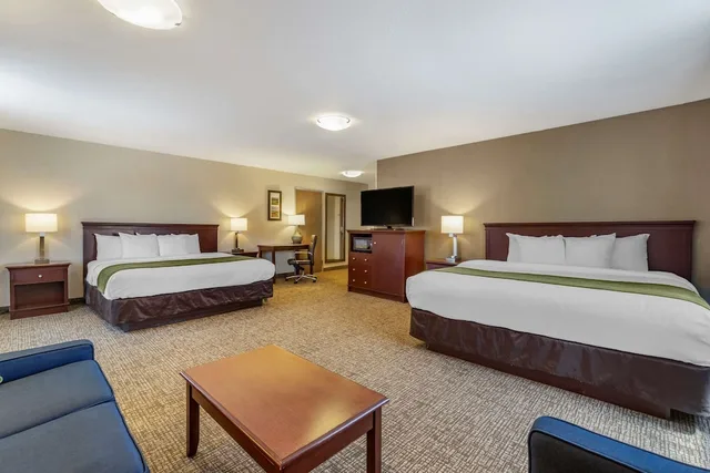 جناح بسريرين كينج مع أريكة، Comfort Inn Kennewick Richland WA 1/5