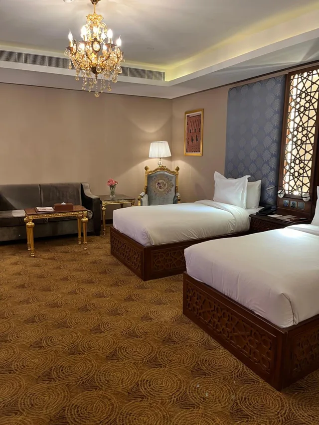 غرفة بسرير كينج مفردة بسريرين منفصلين، فندق الرهدان(Al Rahden Hotel) 2/2