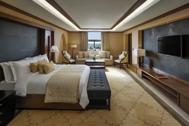 جناح ملكي بسرير فردي، منتجع وسبا درة الرياض(InterContinental Durrat al Riyadh Resort & Spa by IHG) 1/2
