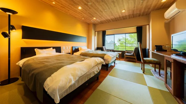 Deluxe, Twin Beds, Dining Area، ONIYAMA HOTEL 1/1