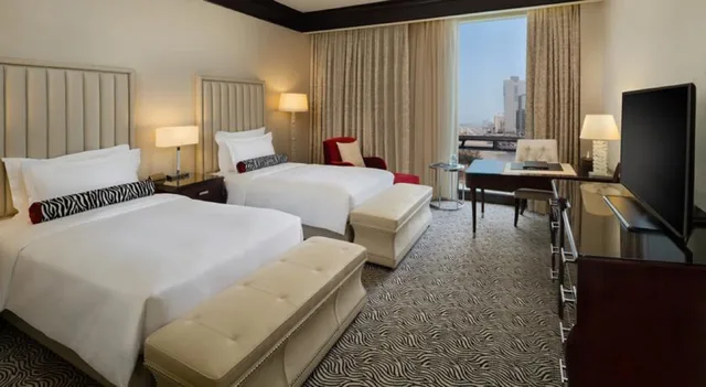 جناح تنفيذي، فندق كمبينسكي العثمان الخبر(Kempinski Al Othman Hotel) 1/1