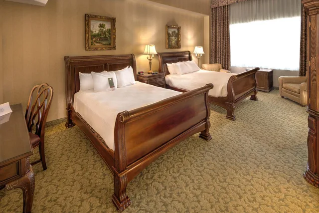 غرفة بسريرين كوين، Carnegie Hotel Spa 1/1