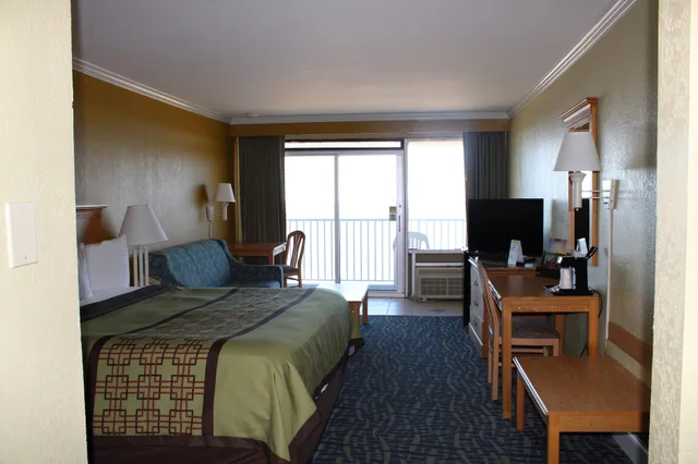 غرفة بسرير كينج بإطلالة على البحر، Ocean Resort 3/4