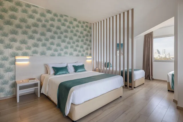 Suite, 4 Beds, Sea View, Harmony Bay 5/9
