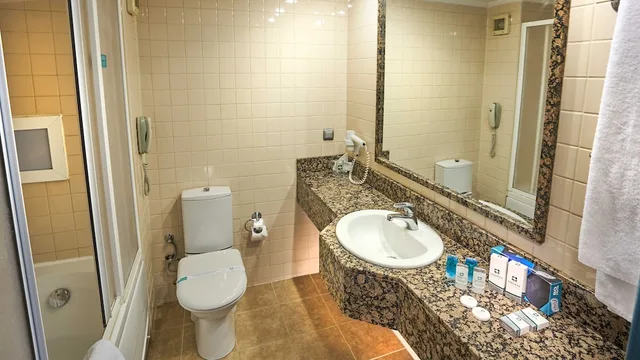 جناح جونيور بسرير مزدوج مع أريكة، Feronya Hotel 4/5