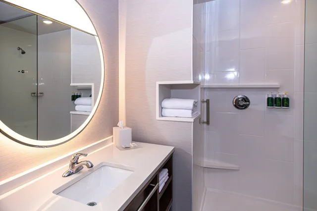 جناح استوديو بسريرين كوين بإطلالة على الفناء مع أريكة، Courtyard by Marriott Rapid City 5/6