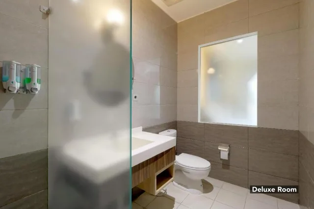 Deluxe, Oyo 128 Mutiara Suites 6/6