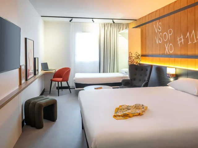 غرفة سوبيريور مفردة، Ibis Styles Cognac 3/10