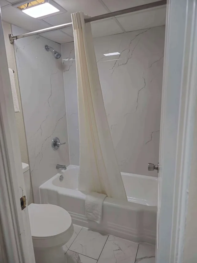 غرفة بسريرين كوين، Americas Best Value Inn Elizabethtown 5/7