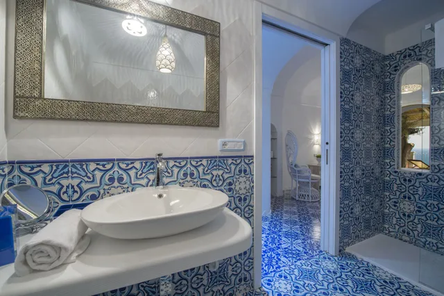 Junior Suite, 1 Queen and 1 Single Bed, Hot Tub, La Barbera 2/3