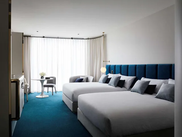 غرفة سوبيريور بسرير كينج وسريرين كوين، Hotel Chadstone Melbourne, MGallery by Sofitel 3/4