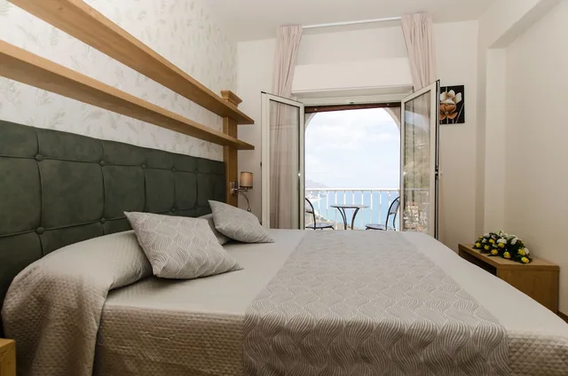 Deluxe, Double Bed, Sea View, Terrace, Splendid Hotel Taormina 3/4