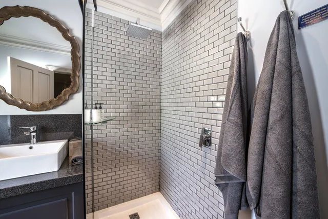 غرفة قياسية بسرير كينج، La Fontaine Guest House 1/1