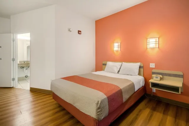 غرفة بسرير كوين لذوي الإعاقة، Howard Johnson by Wyndham Lemoore 4/10