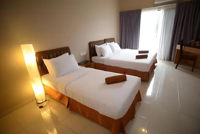 غرفة ديلوكس ثلاثية بسرير كوين وسرير فردي، City Times Hotel 1/1