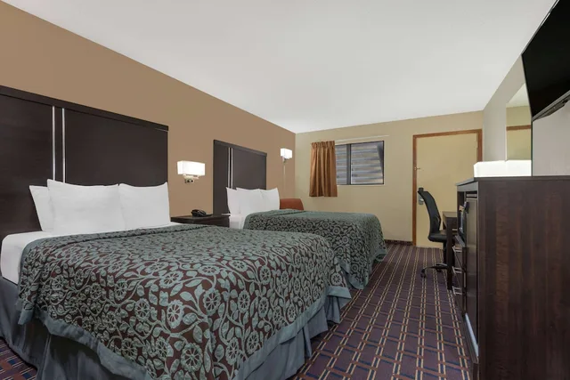 Standard, 2 Double Beds, Days Inn By Wyndham Maumee/Toledo 2/2