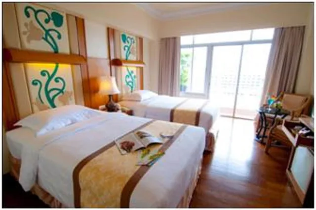 Deluxe, Double Bed, Golden Beach Hotel Pattaya 1/10
