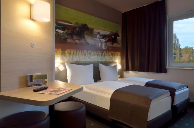 غرفة قياسية بسريرين منفصلين، B&B Hotel Monchengladbach 1/1