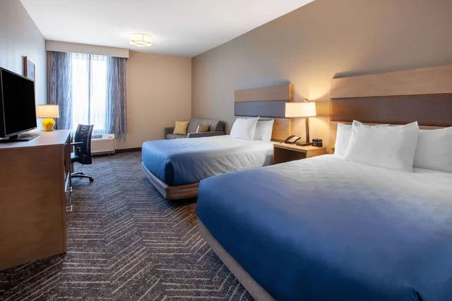 غرفة بسريرين كوين لذوي الإعاقة، La Quinta Inn & Suites by Wyndham Middletown-Goshen 4/9