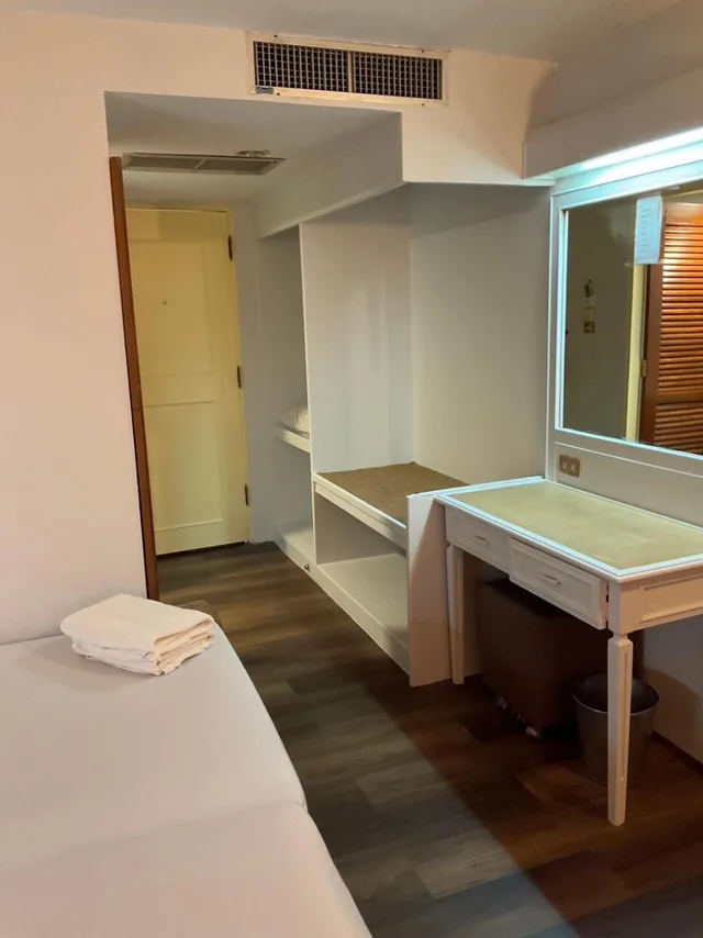 غرفة قياسية بسريرين منفصلين، INTERTOWER HOTEL (SHA) 8/10