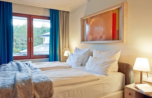 غرفة اقتصادية بسرير مزدوج، Aalernhüs Hotel & Spa 1/2