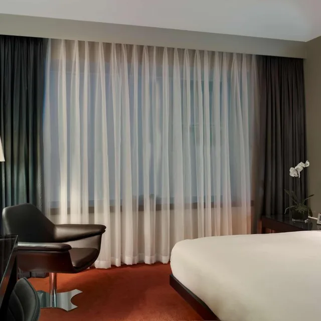 Inner, Superior, Twin Beds, with View، Park Plaza London Westminster Bridge 1/3