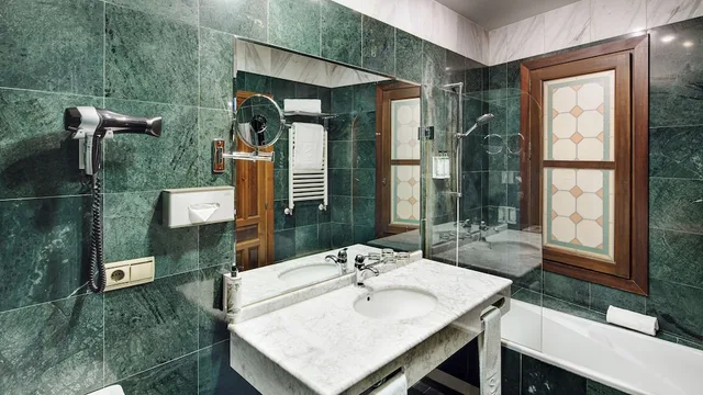 غرفة سوبيريور بسرير مزدوج، Hotel Sercotel Palacio de Los Gamboa 5/6