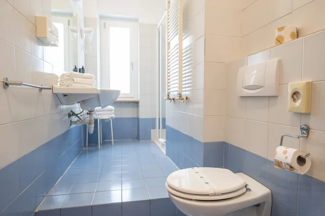 غرفة ثلاثية بشرفة، Hotel Miramonti 6/8